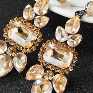 💛 stunning multi crystal drop dangle earrings 💛